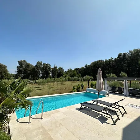 Tramonto Villa